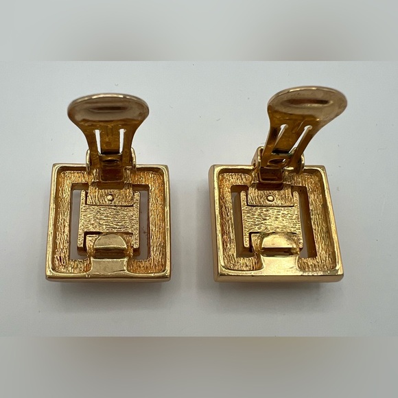 Christian Dior Vintage Blue and Clear Rhinestone Square Clip On Earrings - Picture 5 of 8